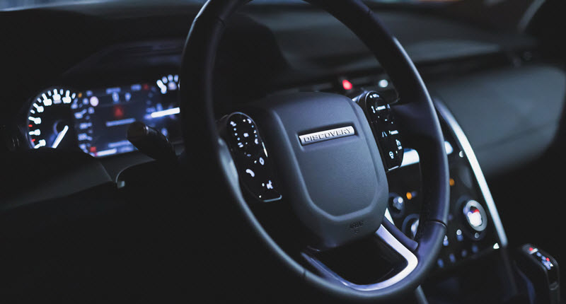 How Regular Land Rover Maintenance Helps Washington Drivers Save Money